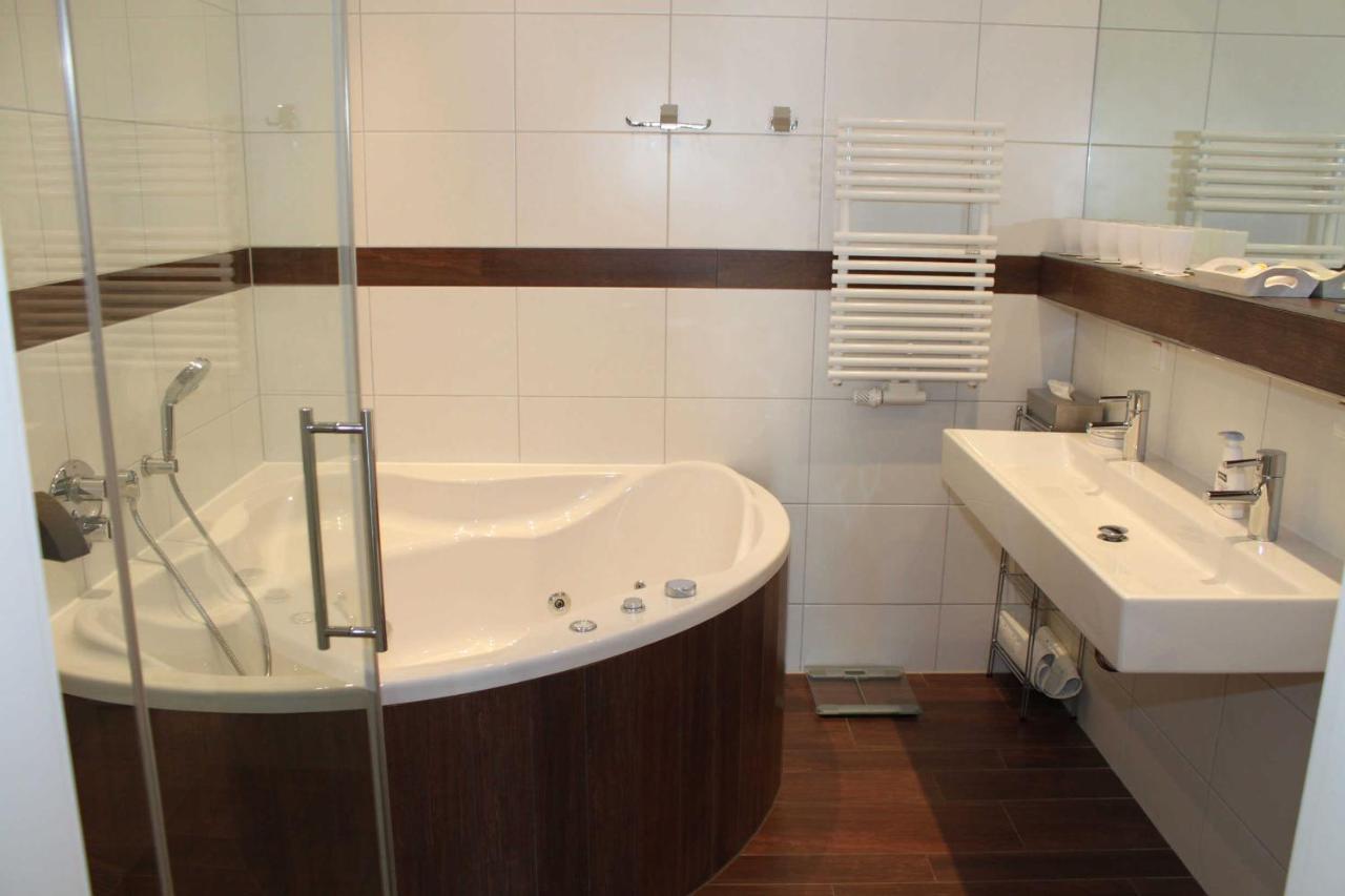 Ruegen Star Appartements De Luxe Sassnitz Bagian luar foto
